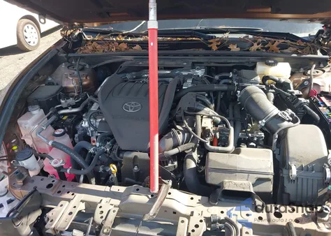 2023 Toyota Crown Platinum из США, поврежденный, VIN JTDAFAAF5P3003528